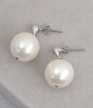 swing pearl　ピアス