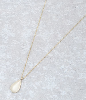 epoxy resin motif ネックレス(ドロップ/アイボリー-ONESIZE)