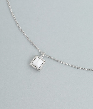 square ネックレス(ハウライト-ONESIZE)