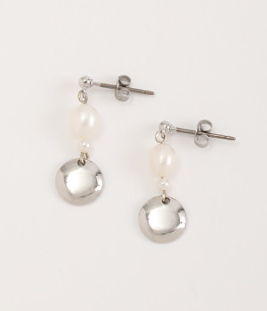 peael studs flow ピアス