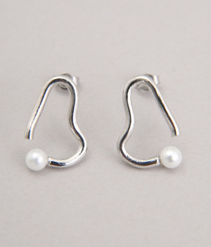 pearl　curve　ピアス