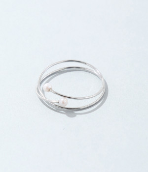 petite pearl リング