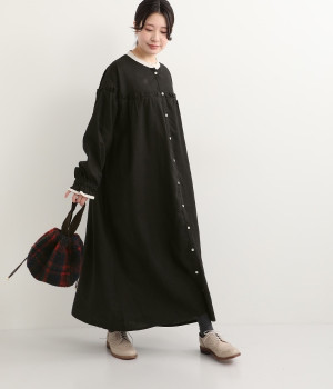 平織リネン　バイカラー胸元ギャザーフリルワンピース