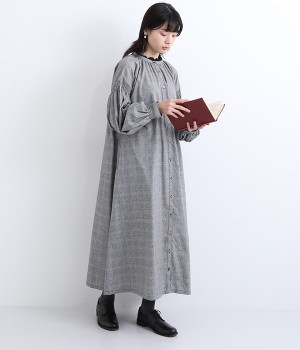 リネン先染めチェック　袖シャーリング貝ボタンワンピース