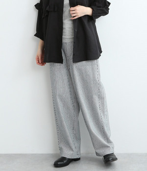 ヒッコリーストライプ　ワイドシルエットパンツ