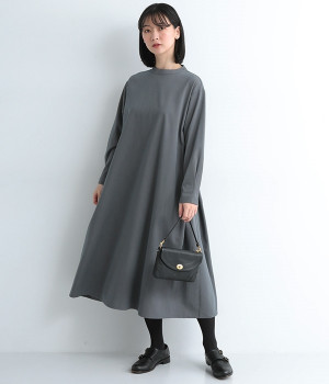 ストレッチギャバジンドレス