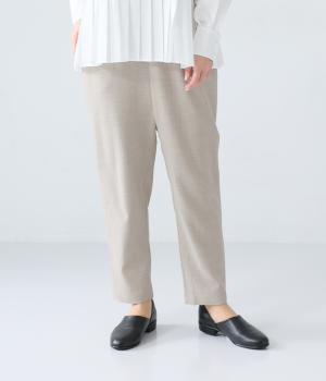 クレープファブリックナローパンツ