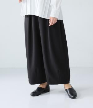 ツイルストレッチタックコクーンパンツ(ブラック-F)