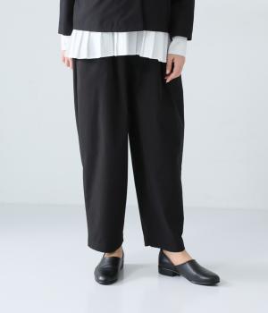 ウェザーストレッチテーパードイージーパンツ(ブラック-F)