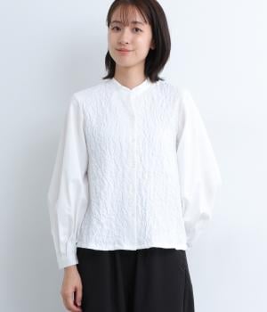 コットンシュリンク加工バンドカラーボリュームスリーブブラウス