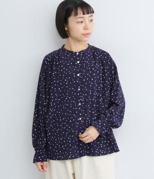 フェミニッシュデシン星柄ゴム入りカフギャザーブラウス