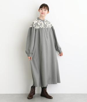ナチュラルストレッチウール刺繍ヨーク切替ギャザーワンピース(グレー-F)