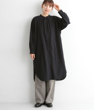 コットンタイプライター　サイドスリットワンピース