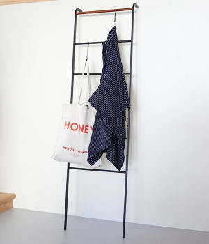 ラダーハンガー タワー