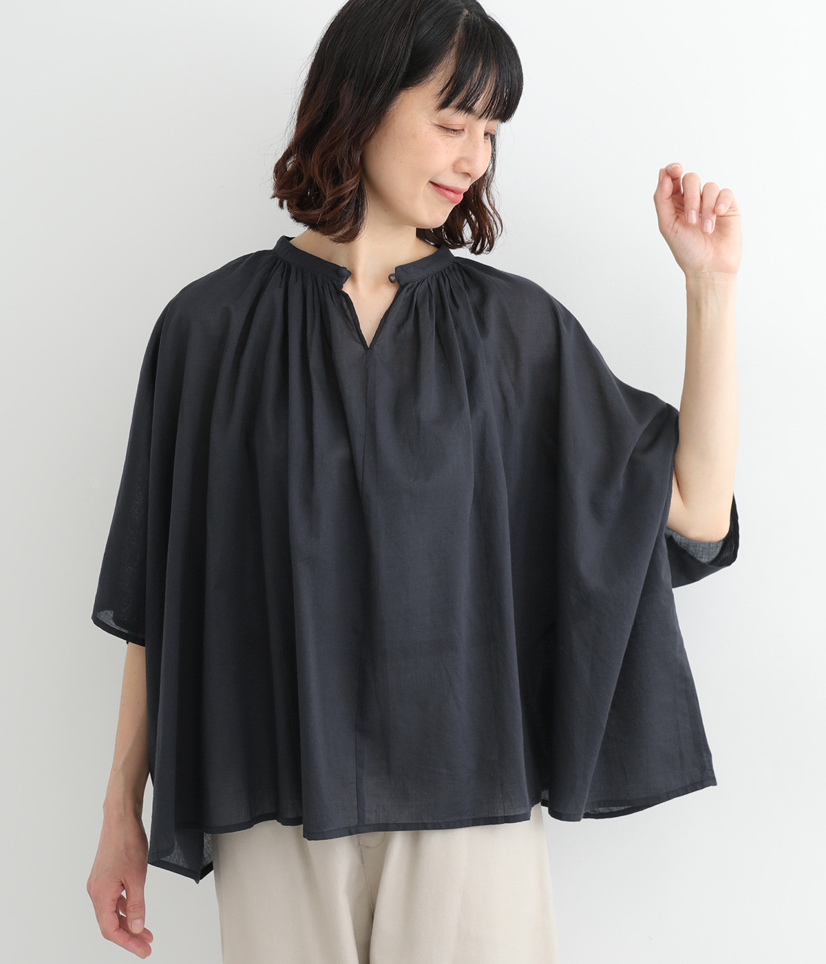 Kanocoさんコラボ ポンチョシルエットブラウス │4/25（金）10:00販売スタート│Kanocoさんコラボ ポンチョ