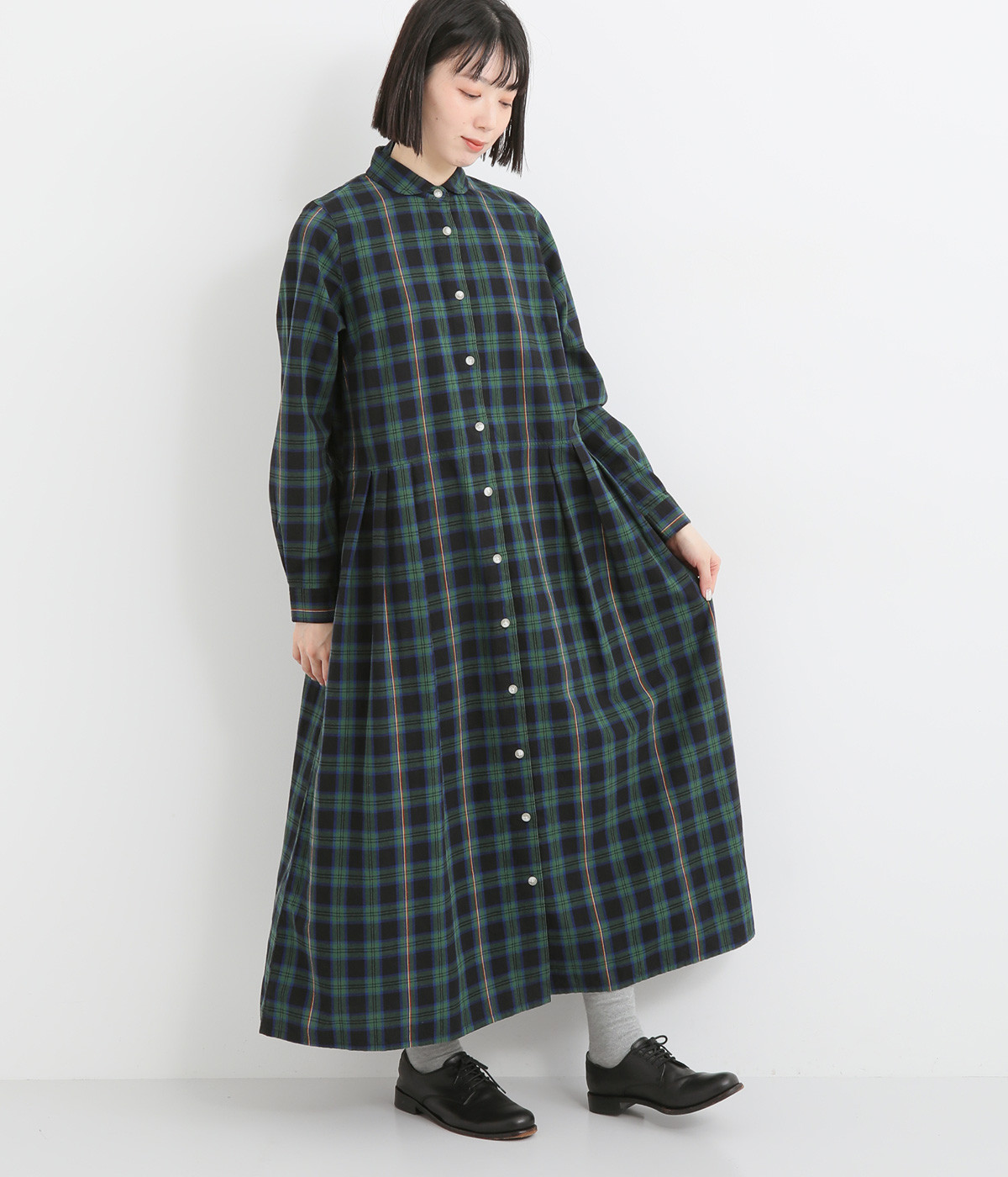 ワンピース　ゆきsama Vert サイレントフラワースカラップ刺繍ワンピース(前開き