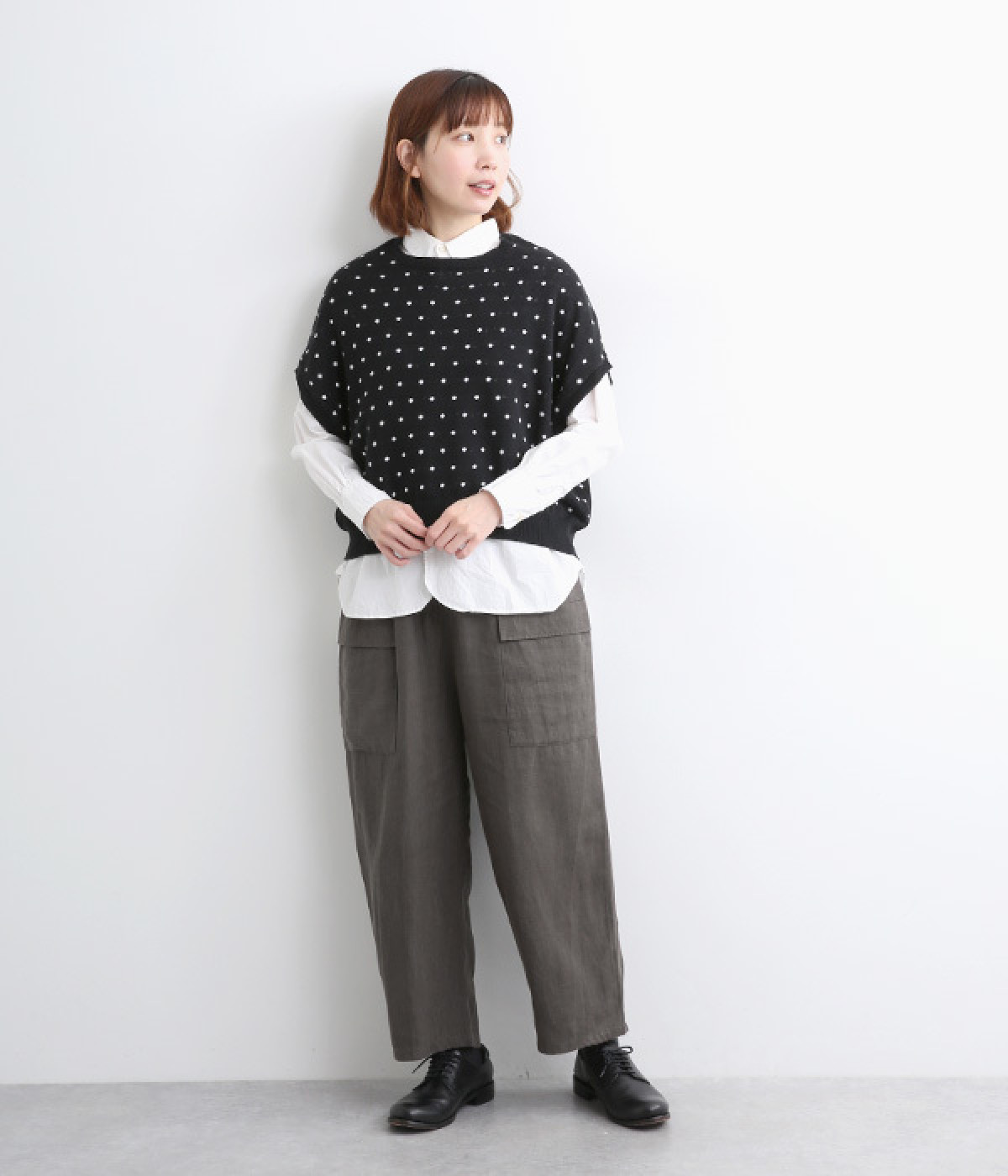 【美品】OLLEBOREBLA アルベロベロ　パンツ　リネン混　日本製 ネイビー アルベロベロ レディースパンツ | 通販・人気ランキング - 価格.com