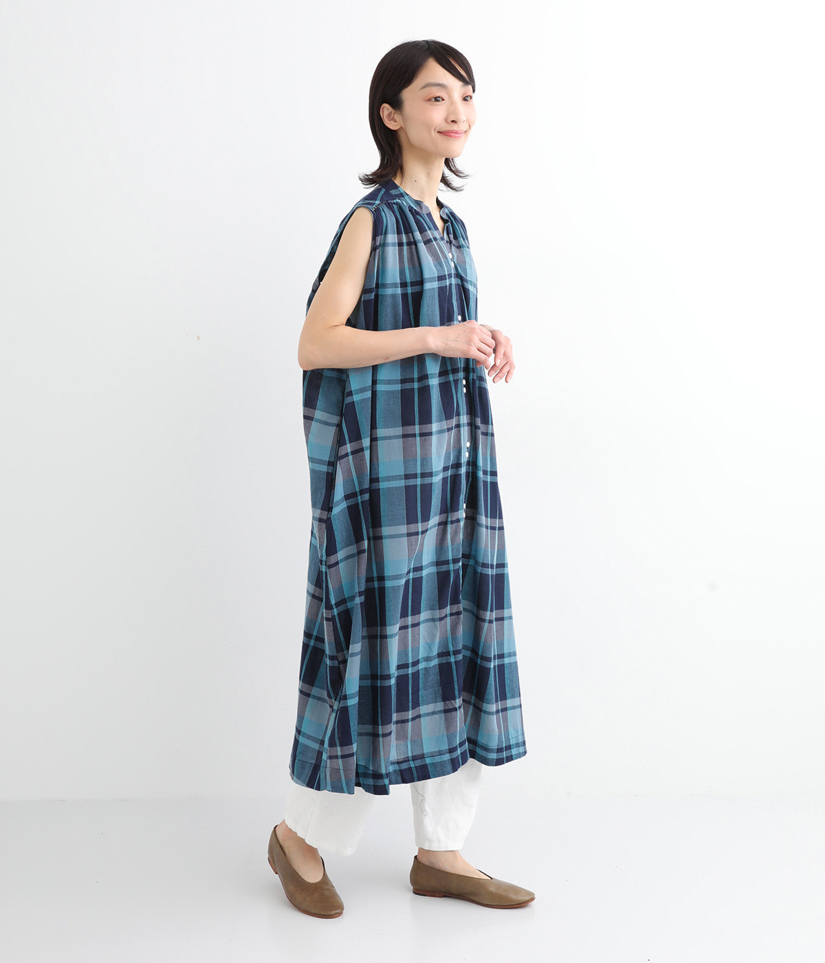 Tralala青と黒のチェック柄ノースリーブワンピース TRALALA