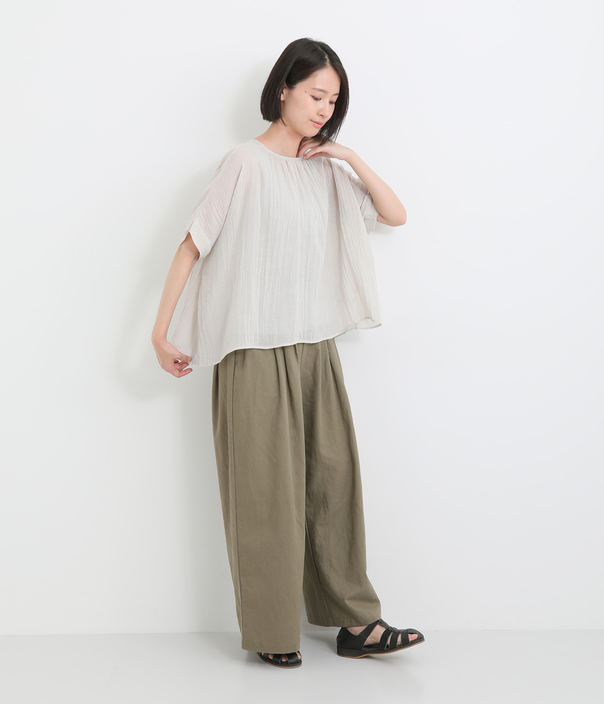 ソフトガーゼギャザーワイドプルオーバー（SUN VALLEY）の商品詳細