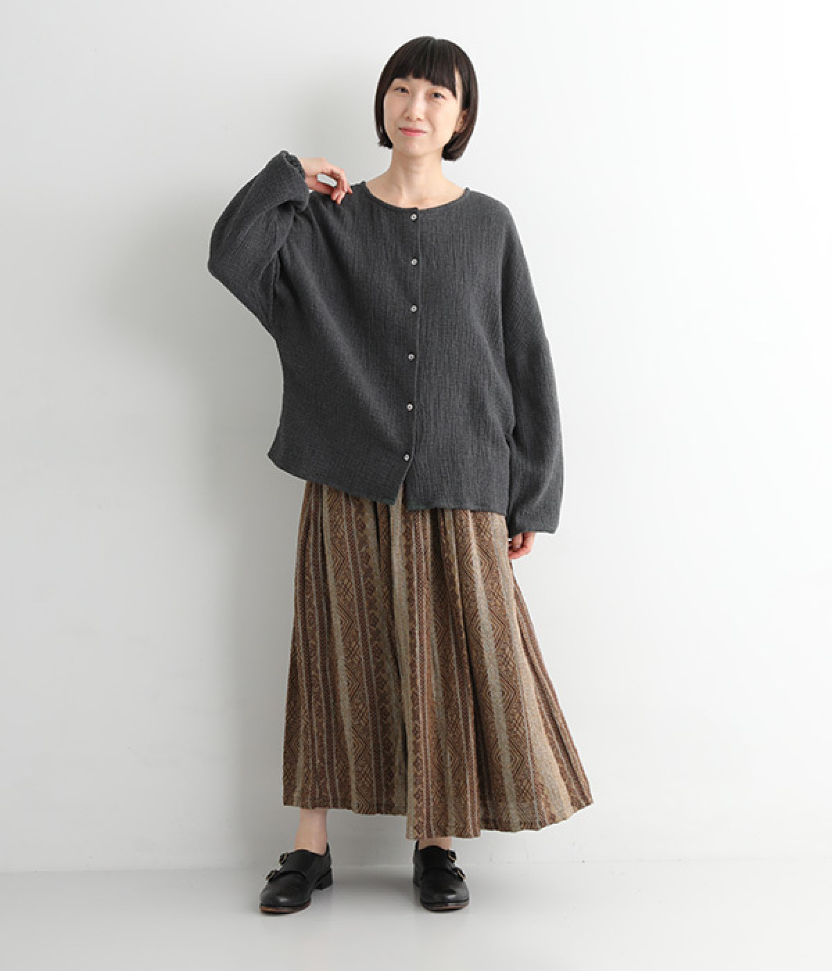 ICHI antiquite's ‧̍̊·̊ 麻100% 日本製　スカート　ナチュラル ICHI antiquite's ‧̍̊·̊ 麻100% 日本製 スカート ナチュラル