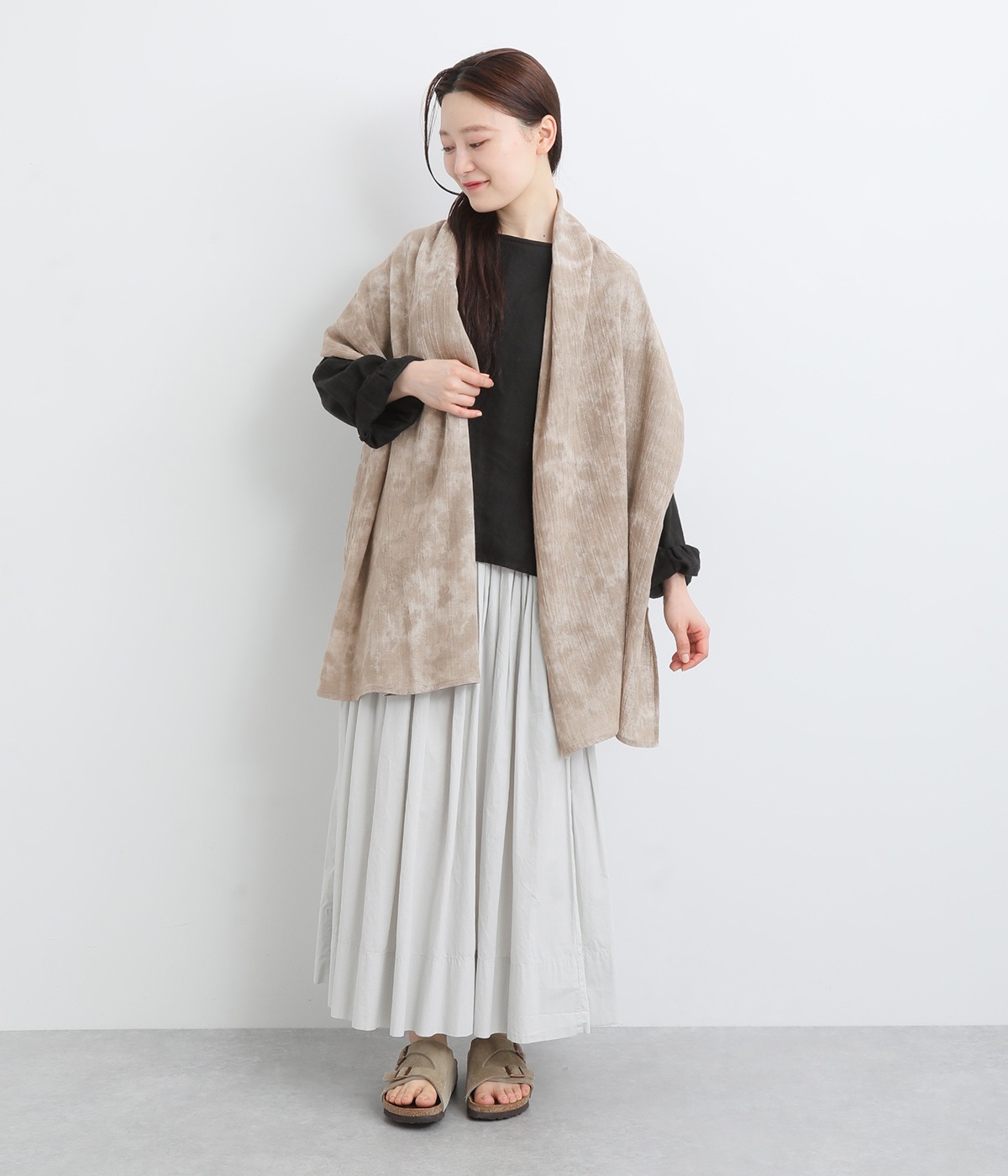 ICHI Antiquites 墨染めリネン ハンドダイ ブラウス 手染め ICHI Antiquites 墨染めリネン ハンドダイ ブラウス 手染めの