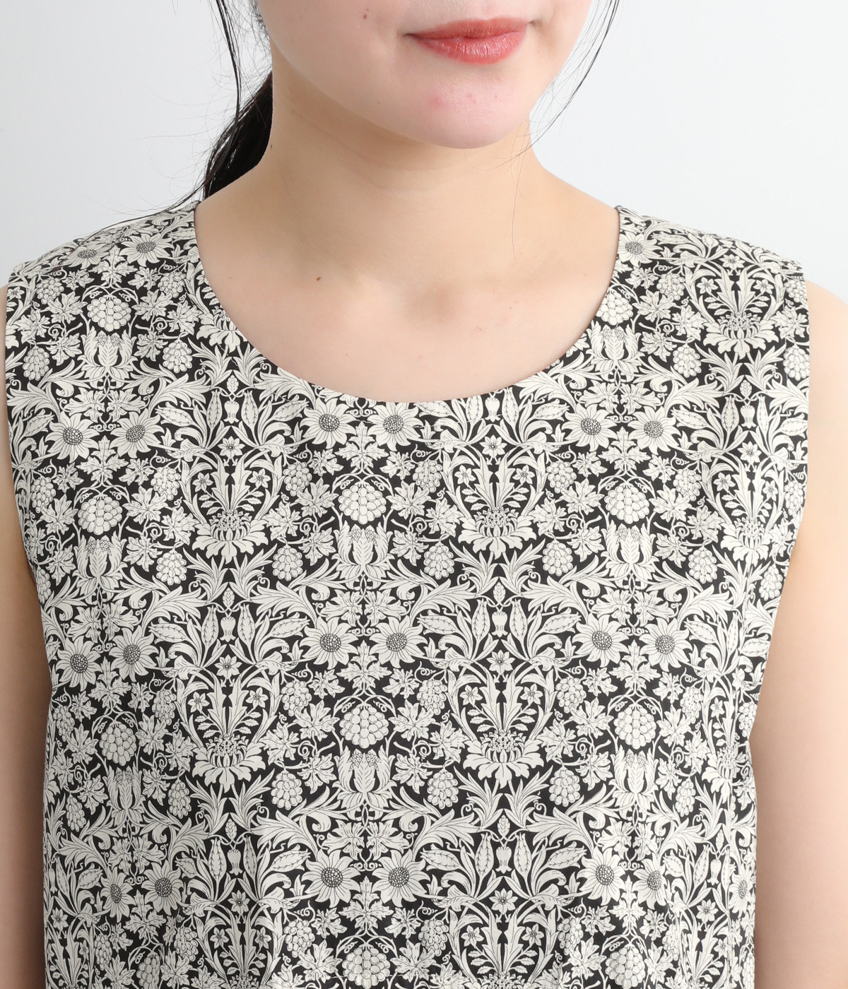 新品　シルク混　レディース　ワンピース　リバティ風柄　絹　SILK　コットン コットンシルク前後2wayシアーロングワンピース（ワンピース