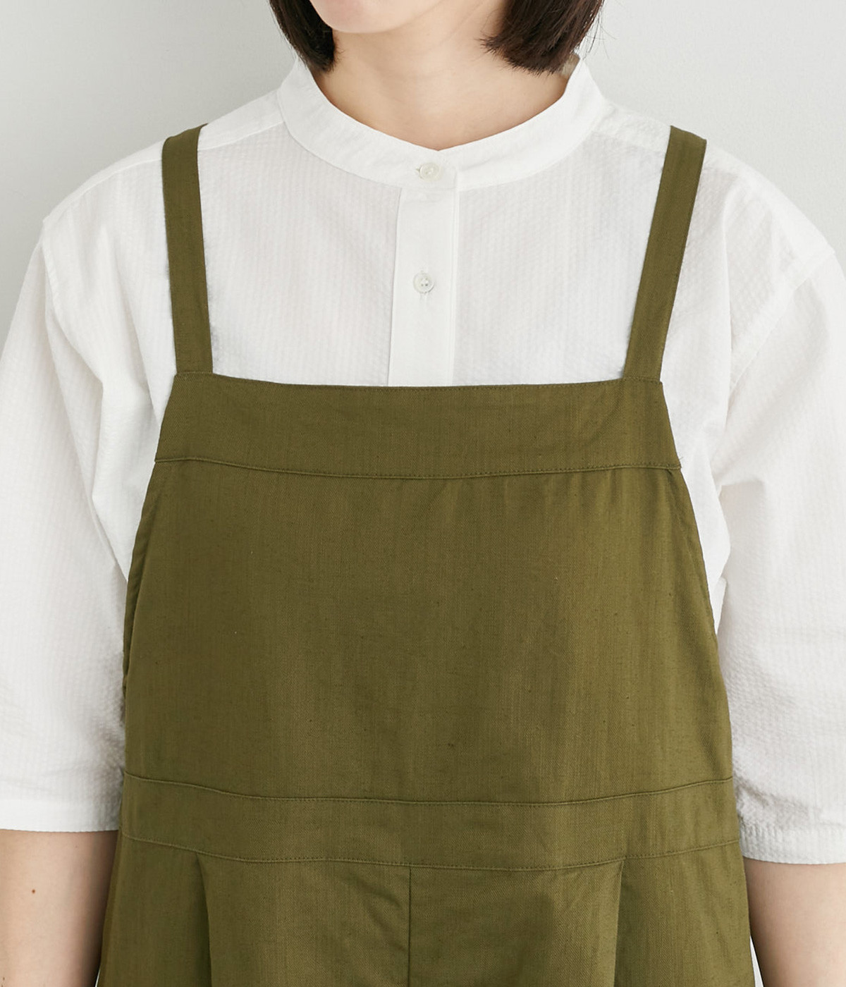 【新品】via Bella ストラップ付き上質リネンサロペット 新品】via Bella ストラップ付き 上質リネンサロペット