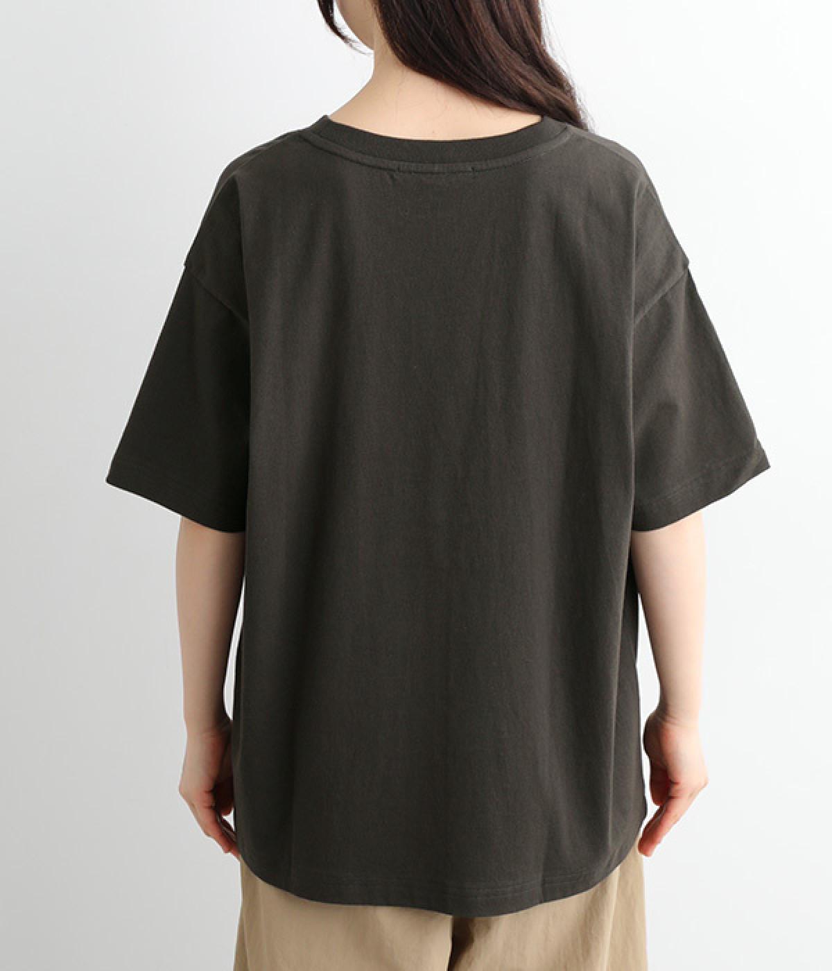 フリルロゴ刺繍Tシャツ（NUEVO BLANCA）の商品詳細
