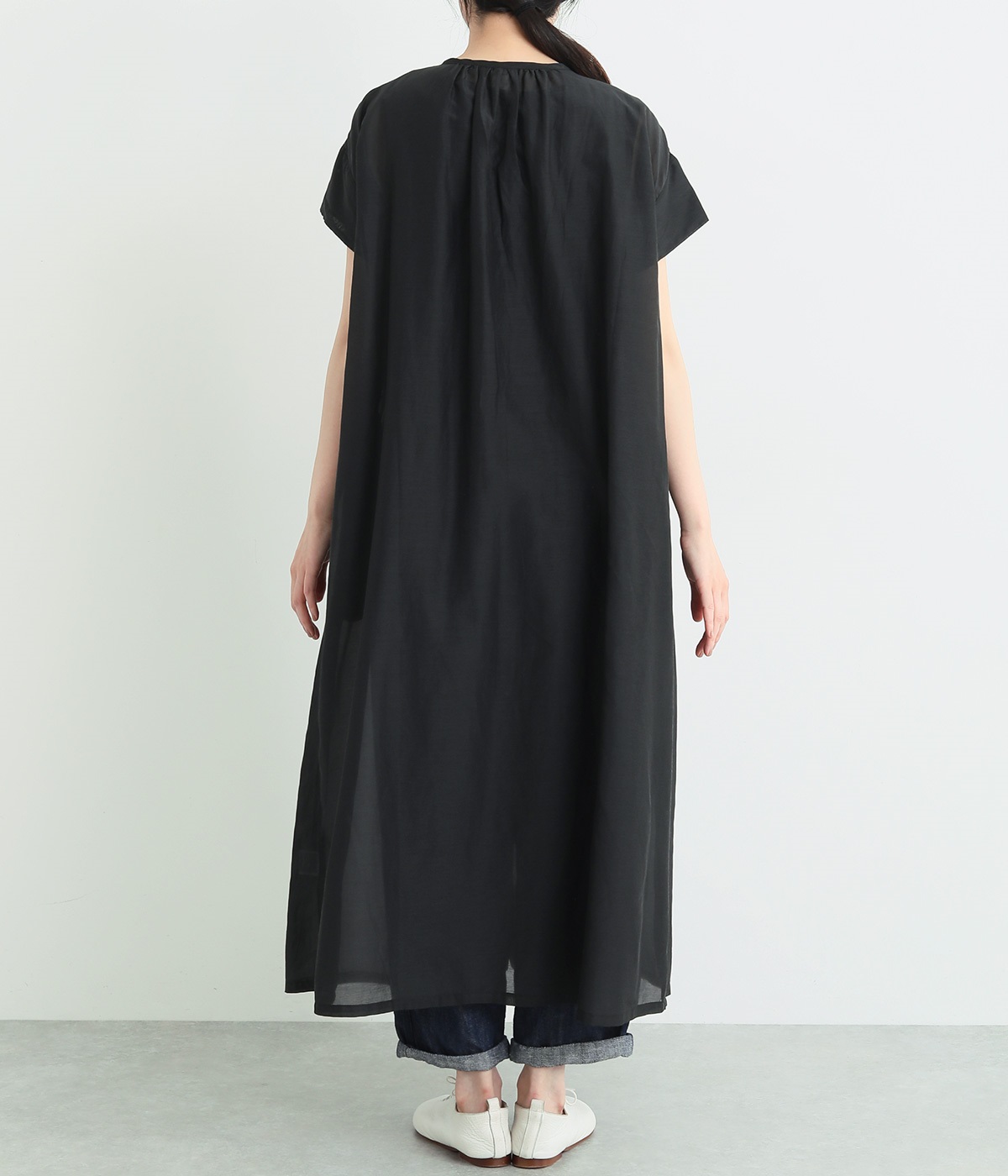 新品タグ付 ✨ シルク ワンピース ✨ Aquascutum М ブラック 半袖 コットンシルク ピンタックワンピース（08Mab）の商品詳細
