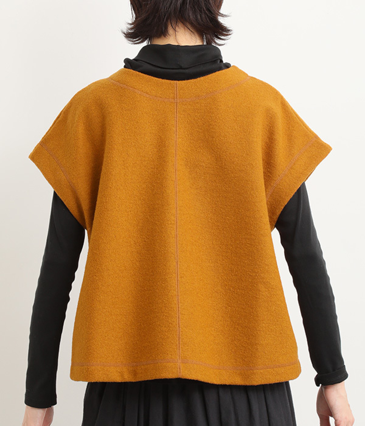 強縮ウールフレンチベスト（to touch）の商品詳細