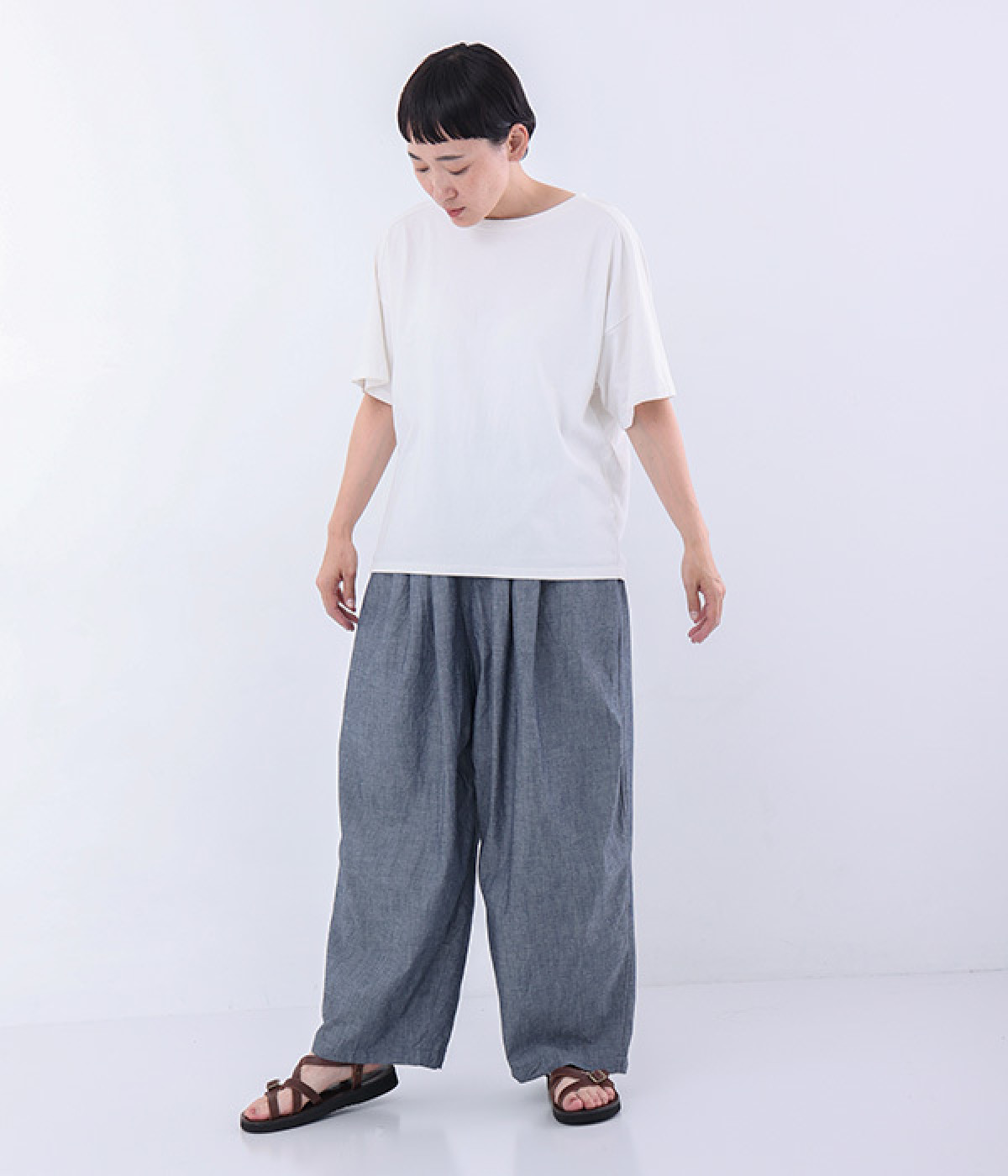 シャンブレーワイドカーゴパンツ（mizuiro ind）の商品詳細