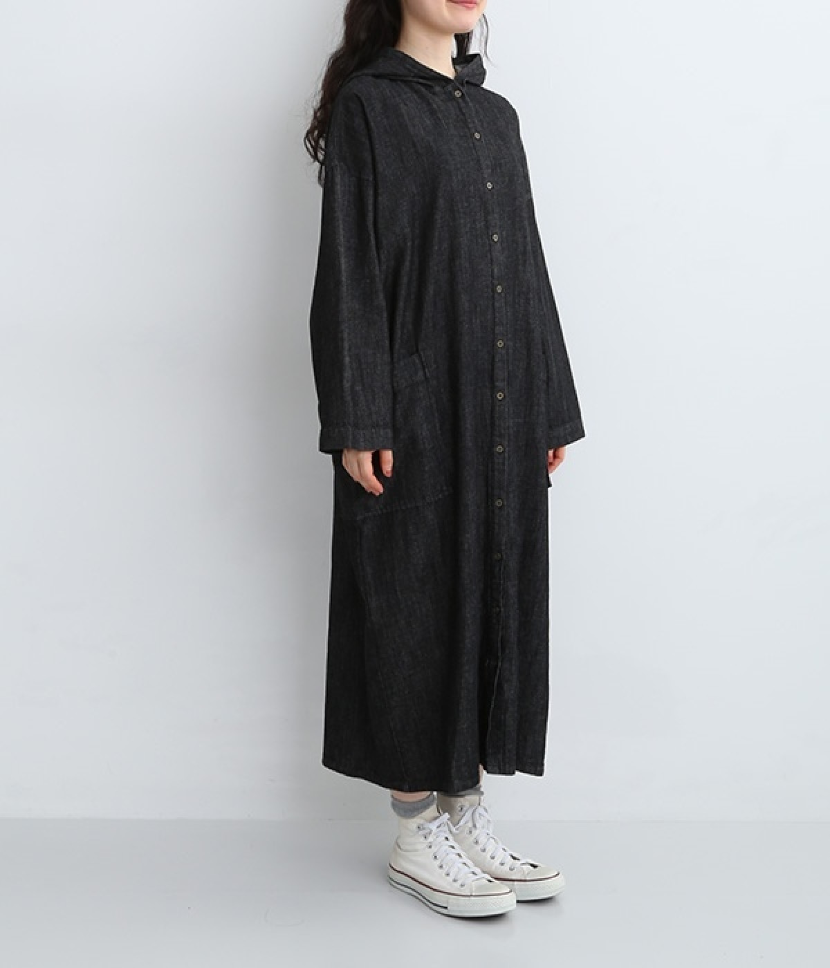 コットンリネンデニム フード付きコートワンピース（&yarn）の