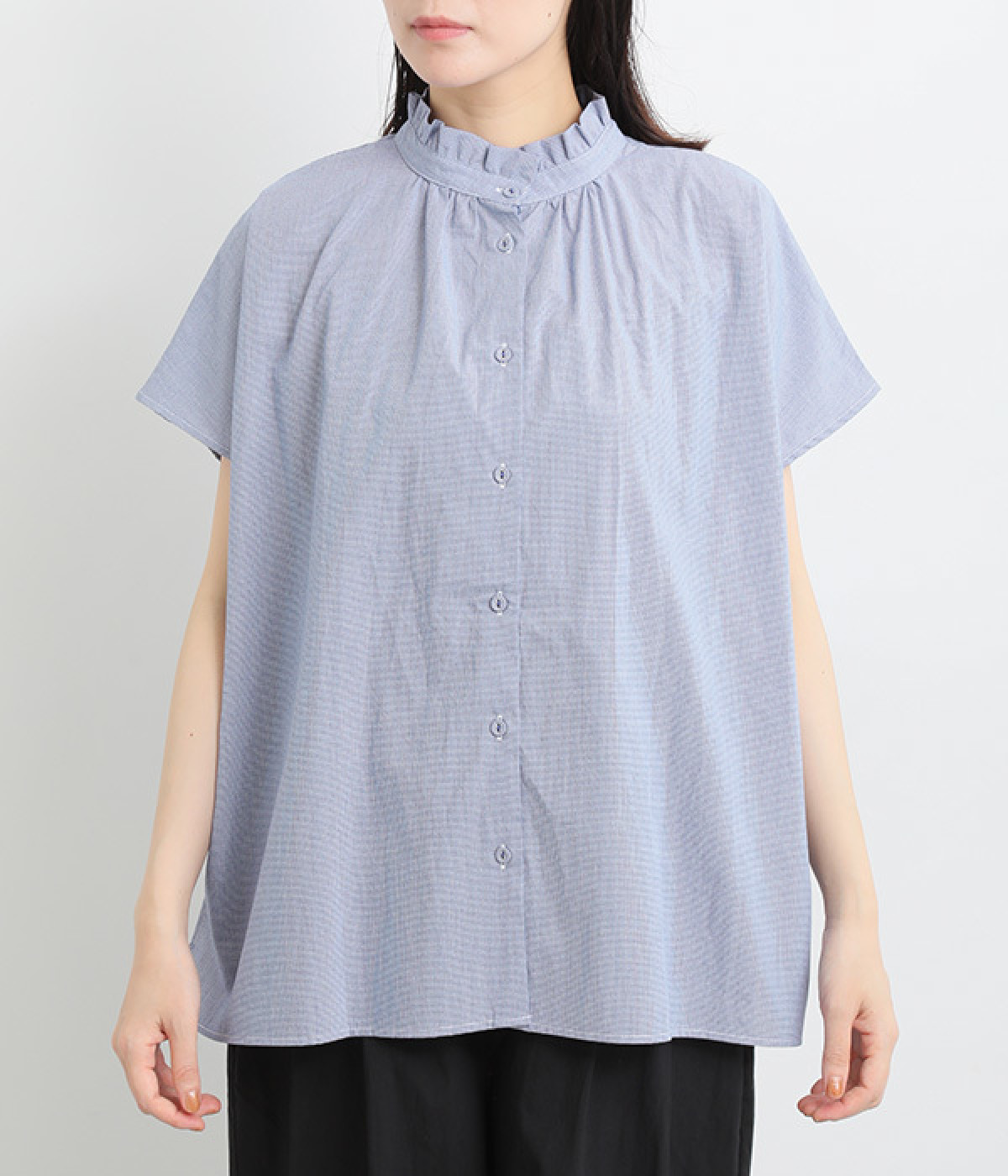 美品 ルネ 日本製 リネン混 光沢感 フリル フレンチスリーヴ ブラウス 青 美品 ルネ 日本製 リネン混 光沢感 フリル フレンチスリーヴ