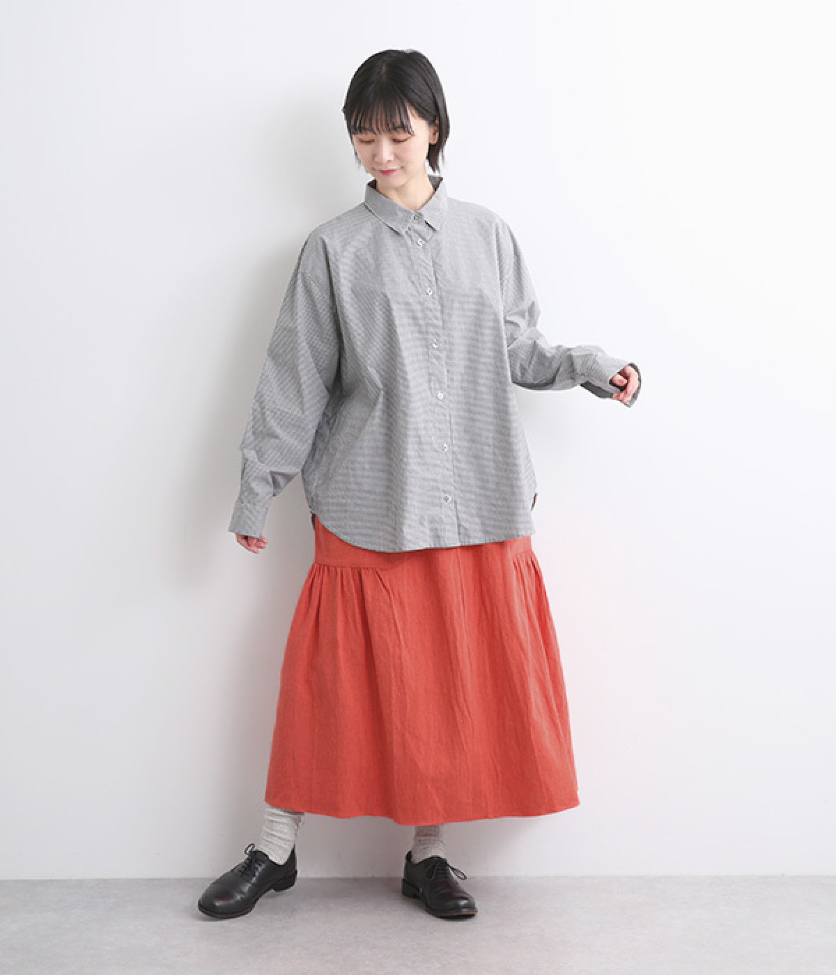 ナタネトレーナーズカード CREDONA（クレドナ）の「サイドスリットカラーSK（スカート