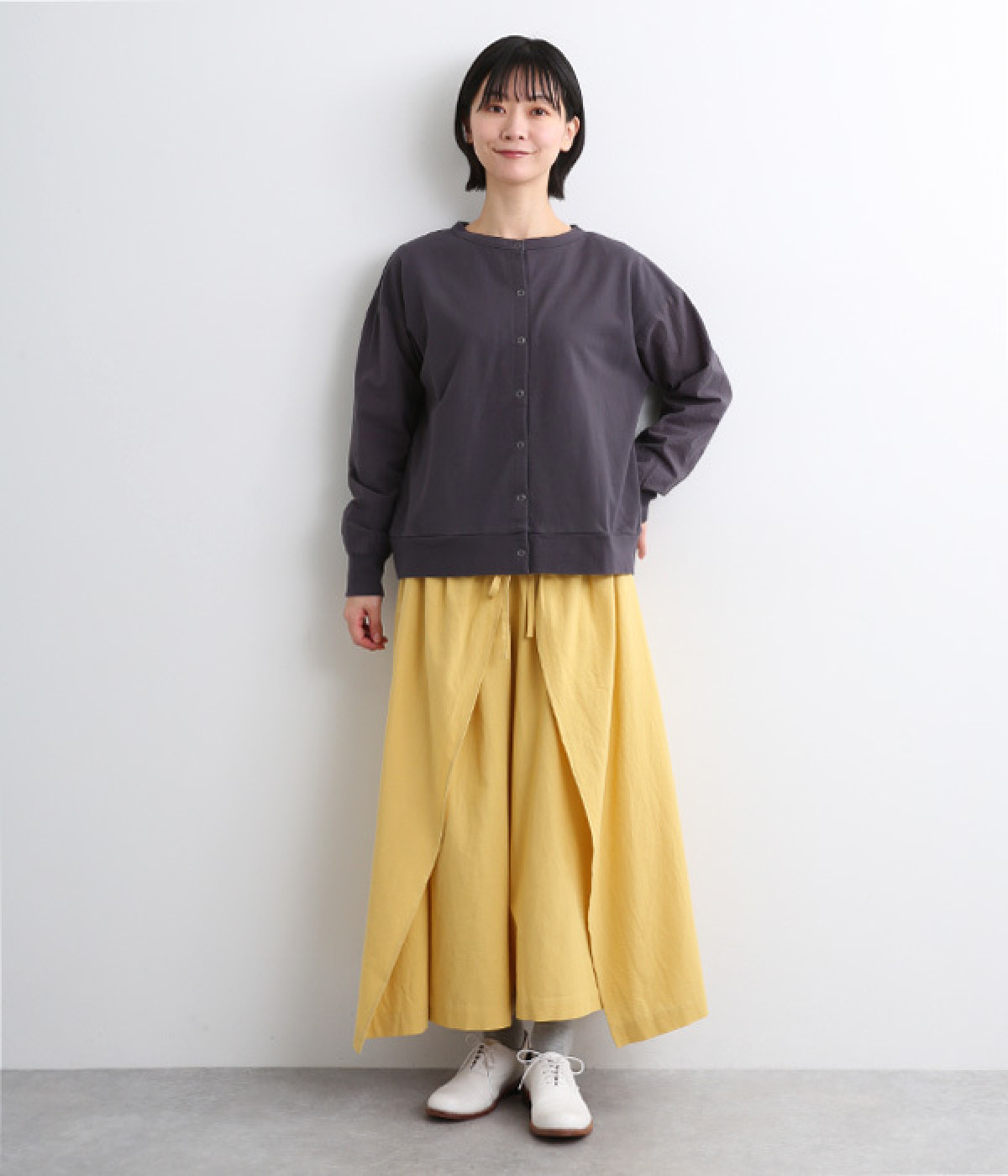 最終値下げ【美品】ゴーシュ ハイカウントリネン　ワイドパンツ　ネイビー ゴーシュ リネンコットンドビー ギャザーワイドパンツ - SUSCON