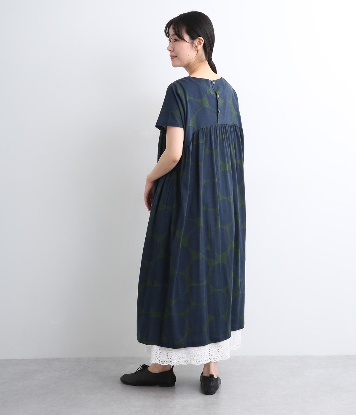 コットンビッグドット後ろボタン切替ギャザーワンピース（+One