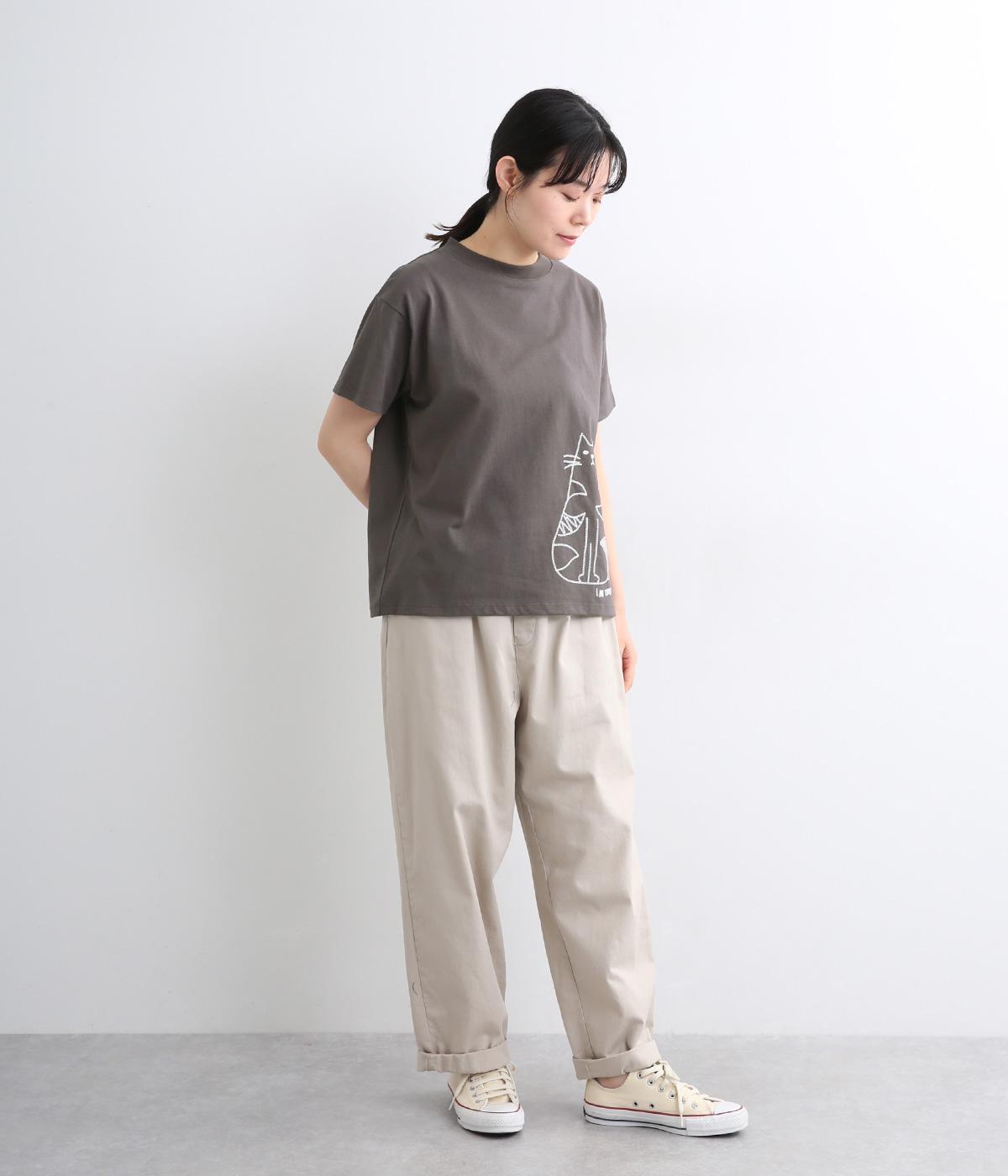 コットン天竺ねこ刺しゅうちびハイネックプルオーバー（unii）の