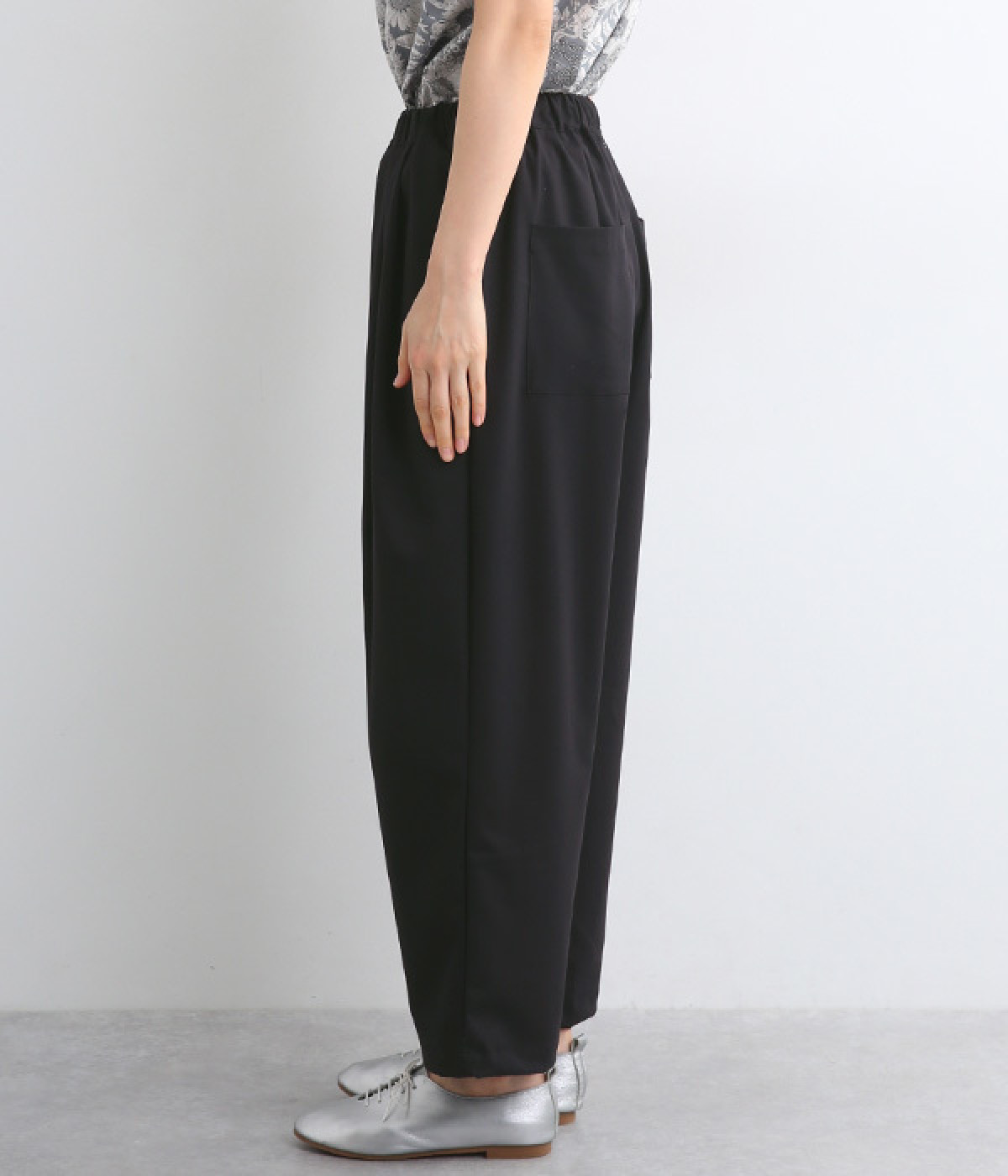ファインツイルストレッチワイドタックイージーパンツ（sabbatum