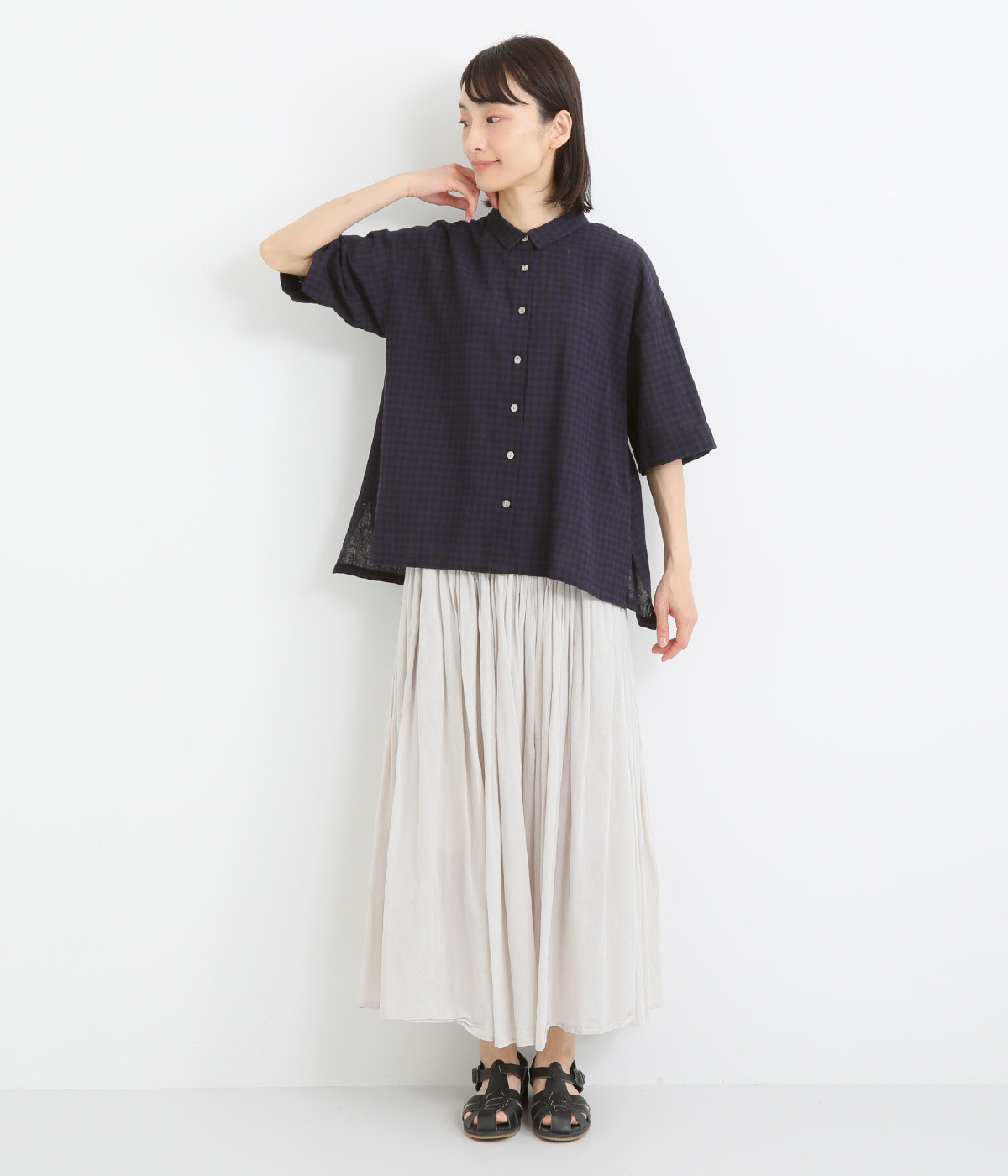 リネンコットンギンガムチェックシャツブラウス（On y vua.）の