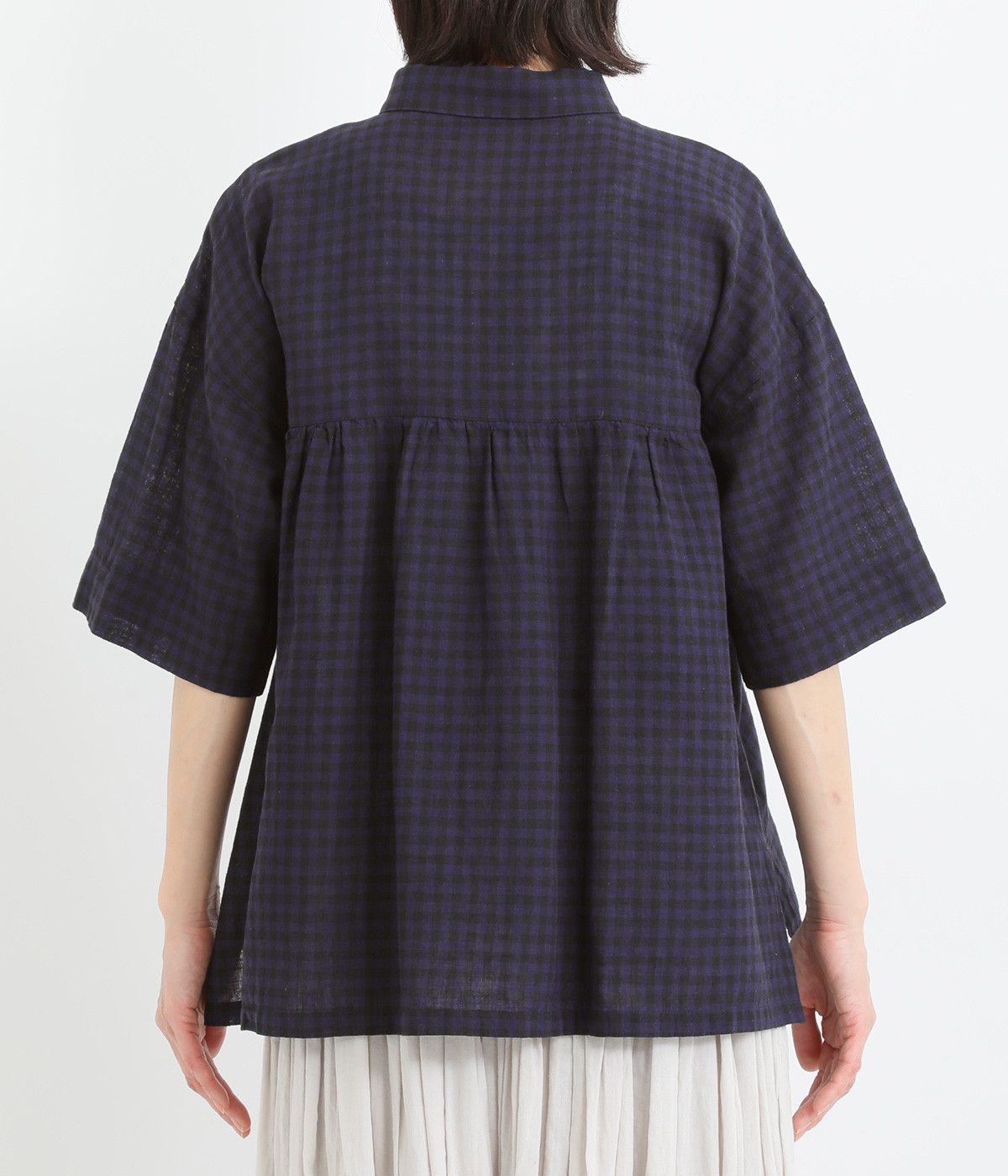 リネンコットンギンガムチェックシャツブラウス（On y vua.）の