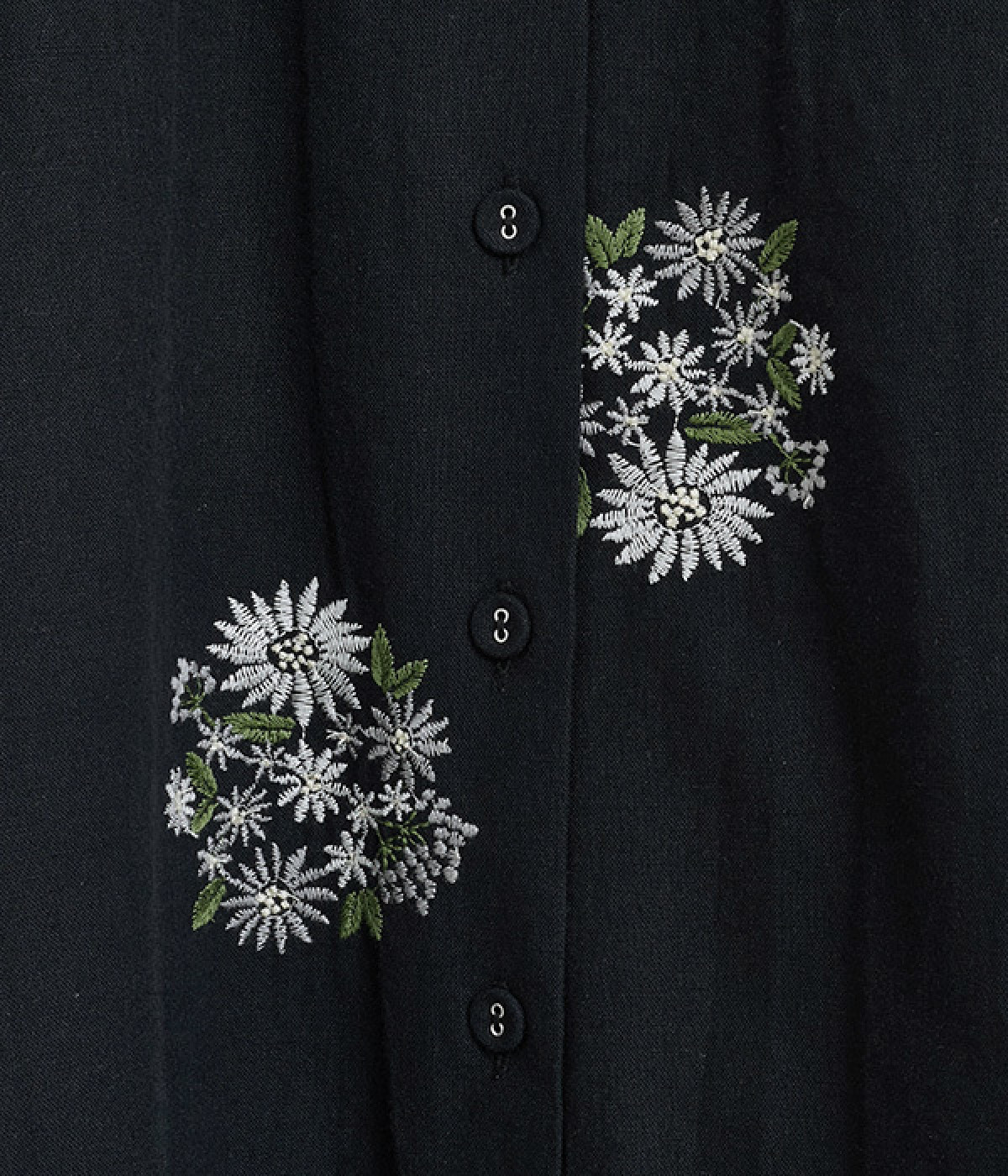フラワー刺繍襟付き前開きワンピース（ELLIFE）の商品詳細