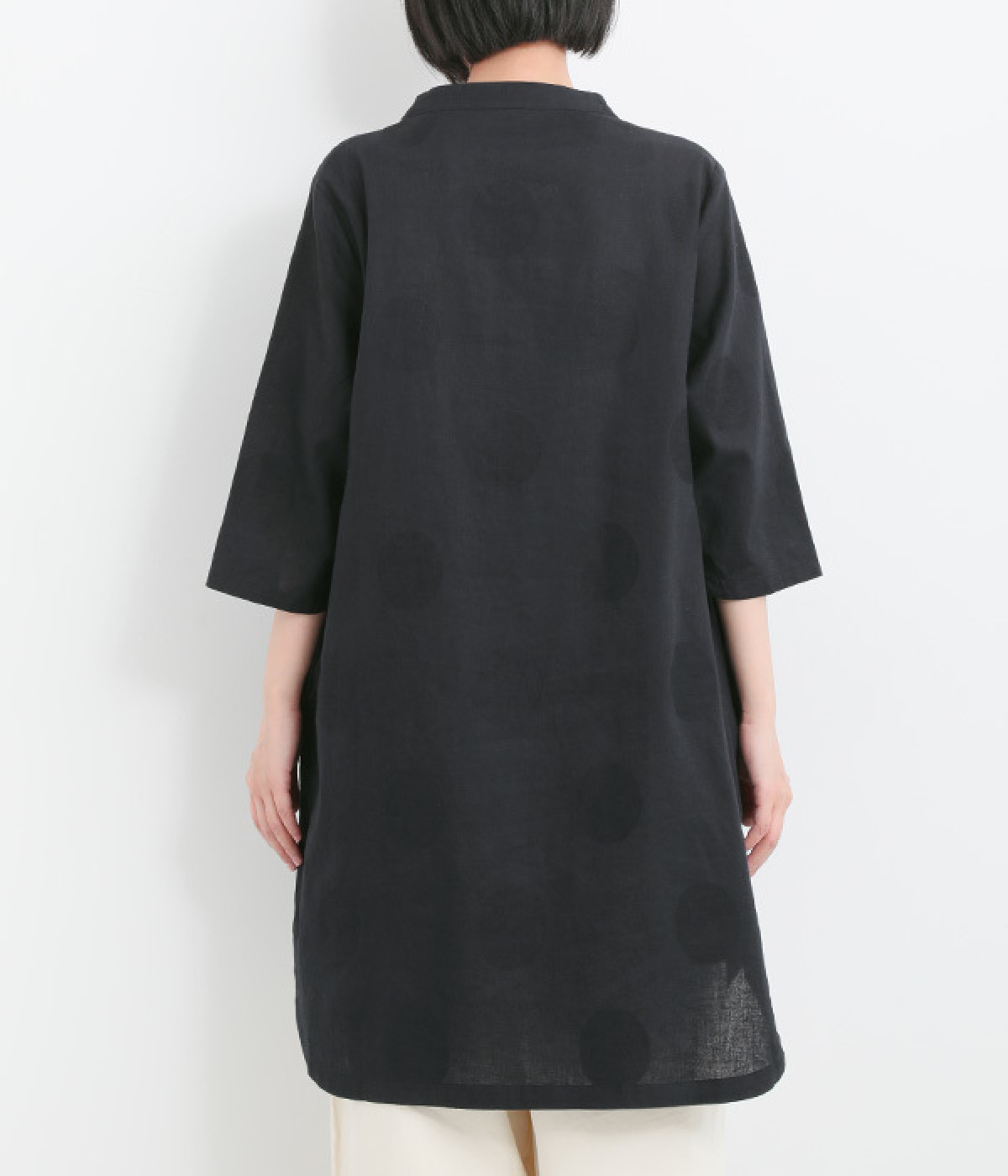 リネンコットンドットジャカードセミボトルネックワンピース（On