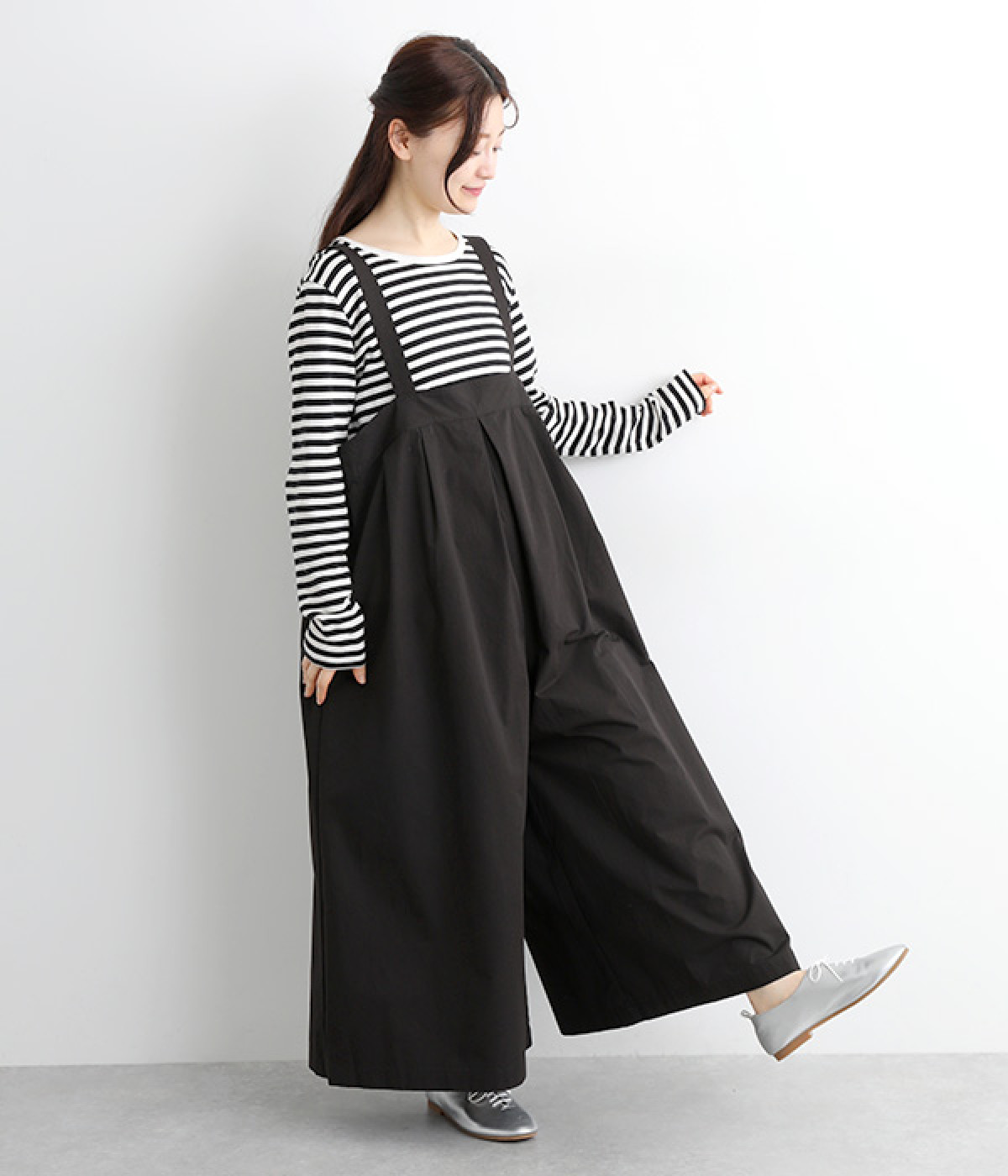 フ*ト様 コットンネップサロペットパンツ　バルーンサロペット　黒 フ*ト様 コットンネップサロペットパンツ バルーンサロペット 黒