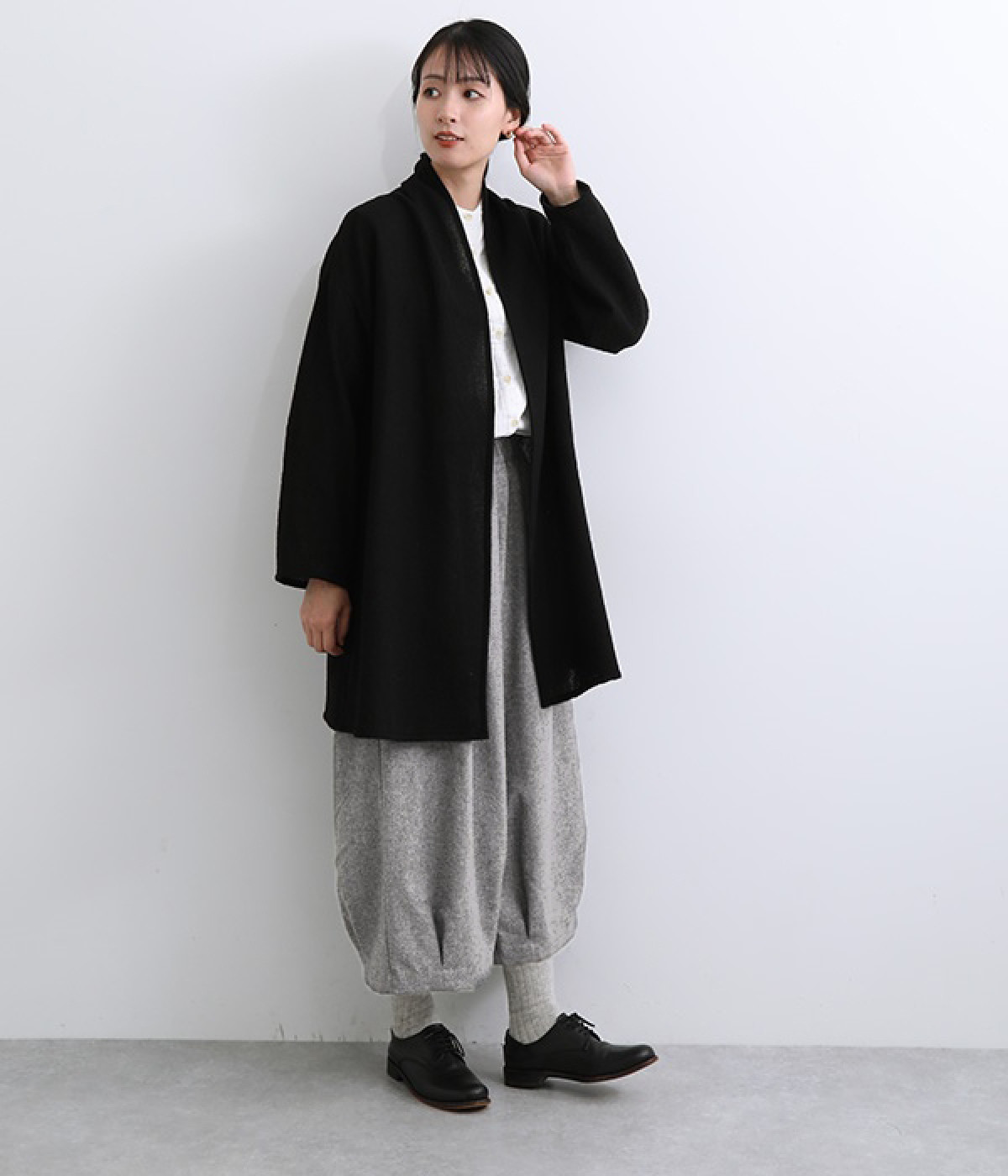ウールエターミン裾タックボールパンツ(slone square)の商品詳細 ウールエターミン裾タックボールパンツ(slone square)の商品詳細