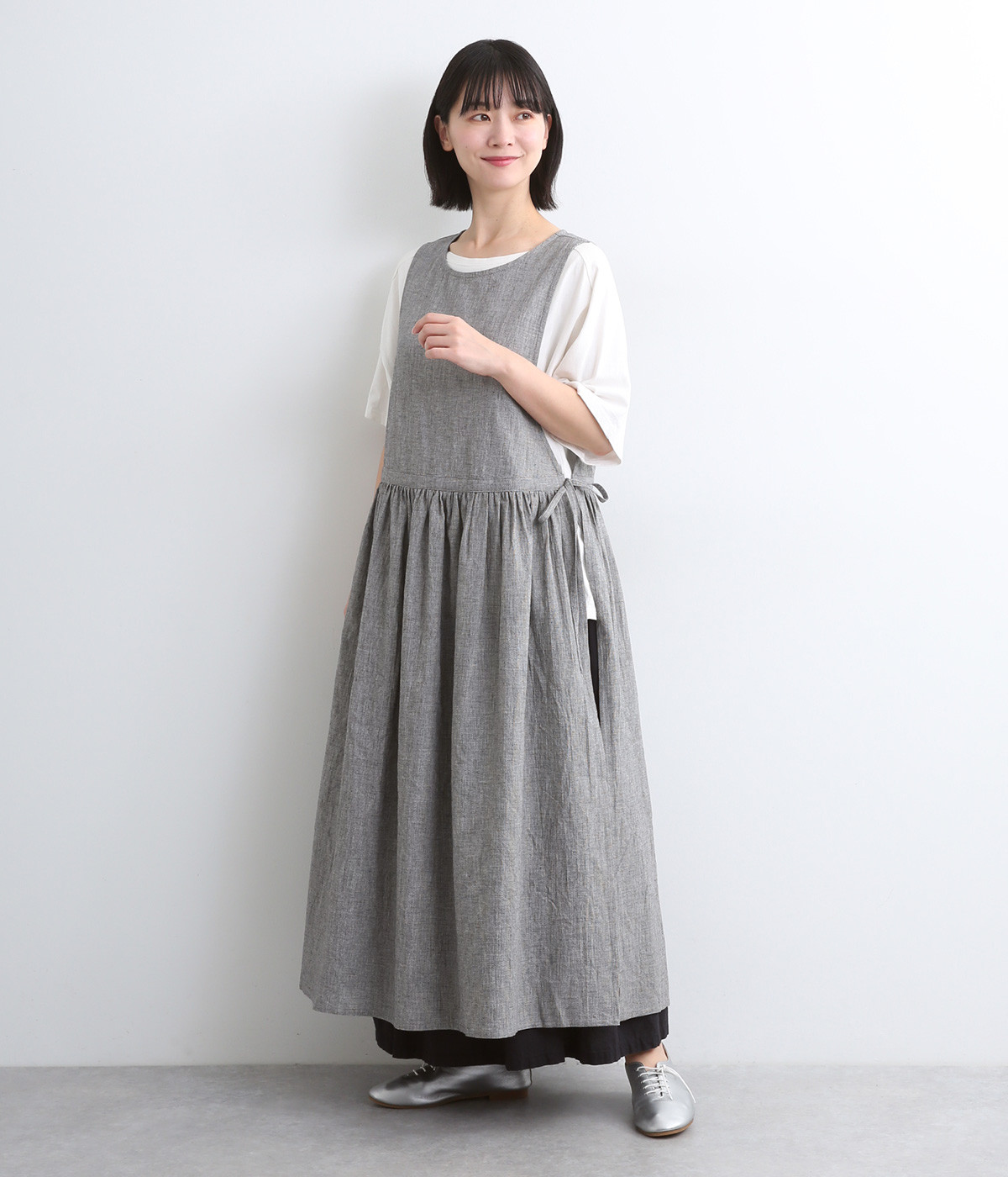 コットンリネンエプロンワンピース（nous rendent heureux）の商品詳細