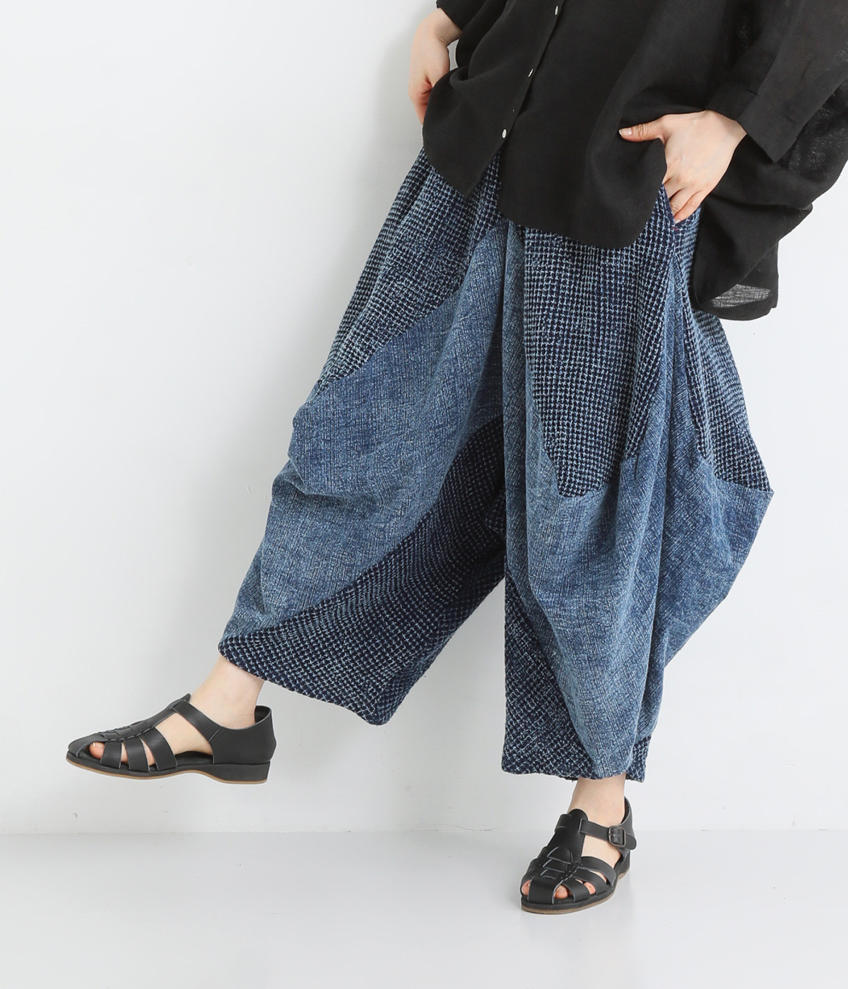 コットンコンビ藍染変形パンツ（MALAIKA）の商品詳細