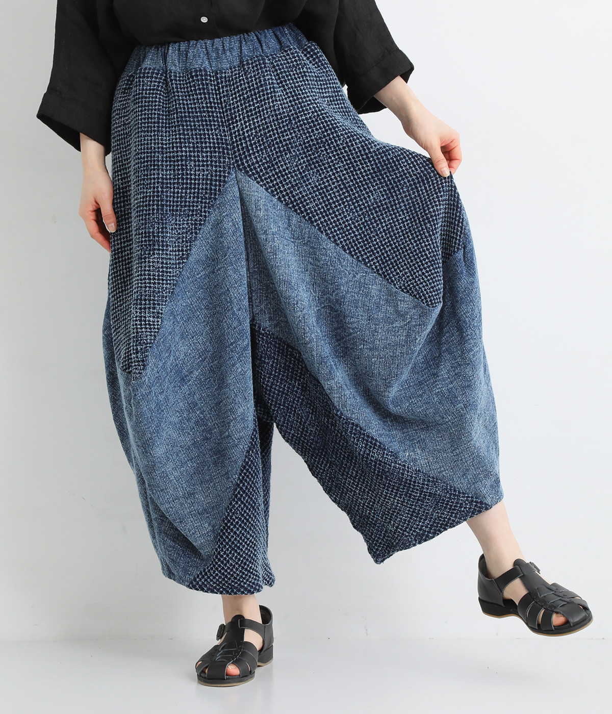 コットンコンビ藍染変形パンツ（MALAIKA）の商品詳細