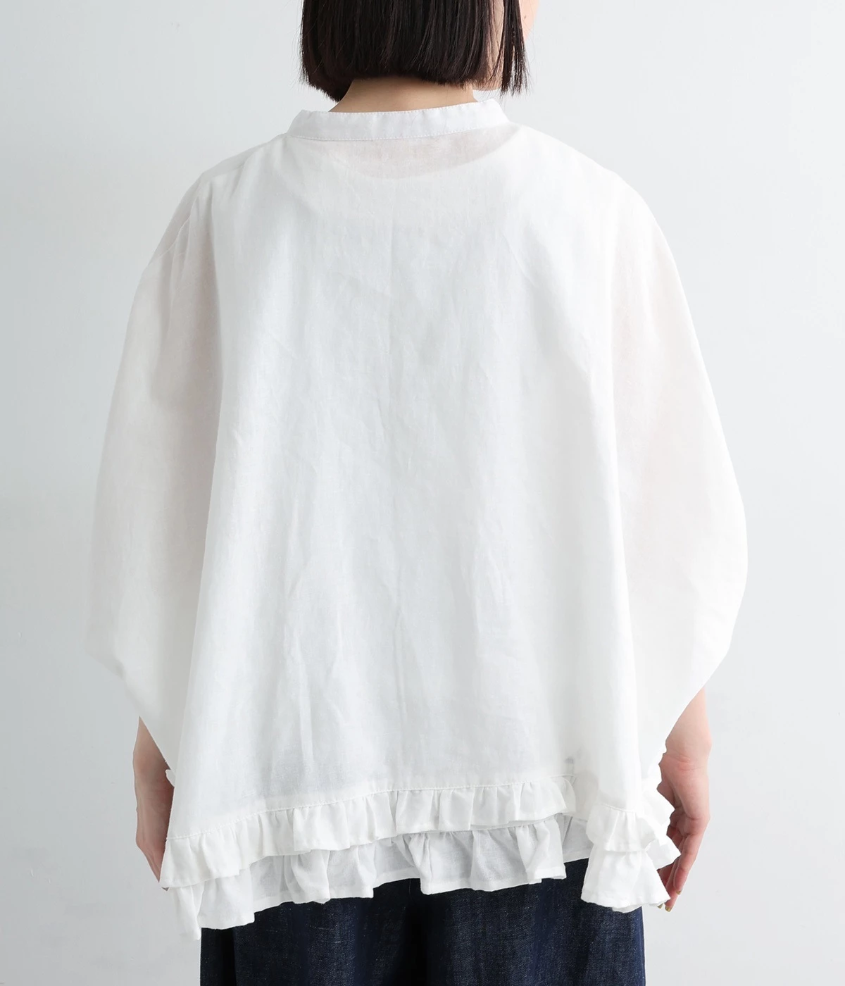 nume ヌメ　リネンのふんわりブラウス(ⅱ)　パラスパレス ナチュラン | アンニュイな表情が大人っぽい【 nume 】リネンの