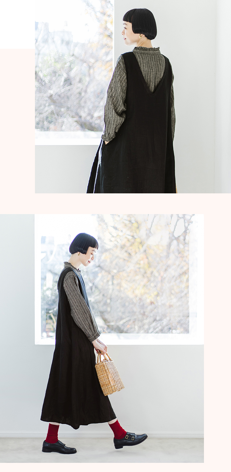 【 HEAVENLY 】ヘリンボーンリネンジャンパースカート・ブラック／バック＆サイドスタイル