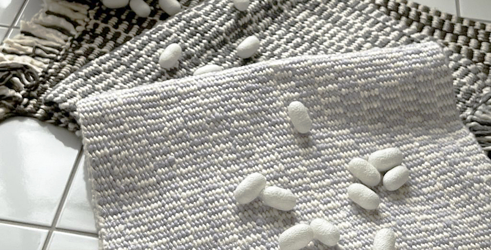 【Hpa-An Silk Factory】手織りシルクラグ　商品イメージ